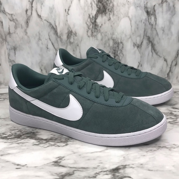 nike bruin suede